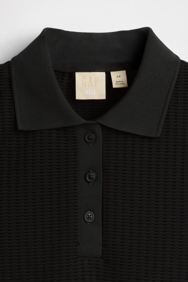GAP X BEIS Seamless Cropped Polo in Black - Image 2
